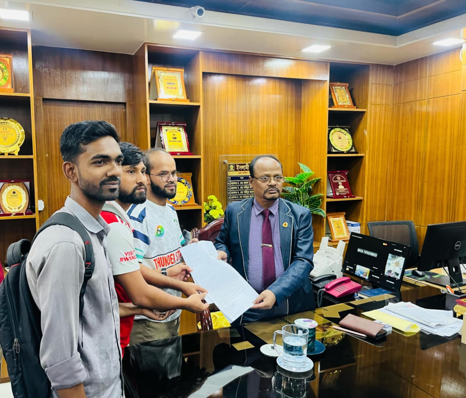 ইবির বায়োমেডিকেল ইঞ্জিনিয়ারিং বিভাগে ল্যাব চান শিক্ষার্থীরা