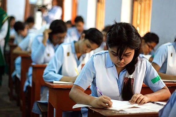 উচ্চমাধ্যমিক পরীক্ষায় বসছে পৌনে ১৩ লাখ শিক্ষার্থী