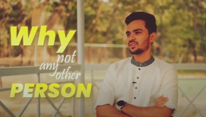 বুকে পাথর চেয়ে ইউনূসকে মেনে নেন ওয়াকার